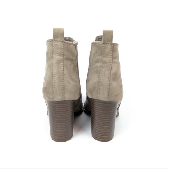 Qupid Women Shoes Grey Taupe Slay Slip On Ankle Boot Size 7.5 - Picture 6 of 8